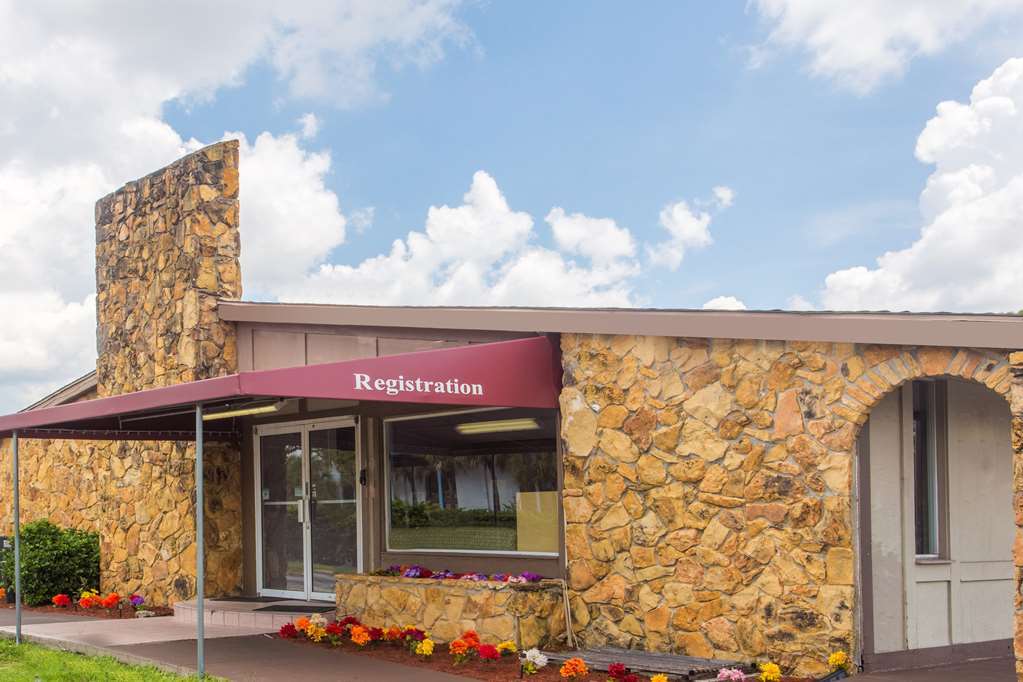 Super 8 By Wyndham Kissimmee-Orlando Hotel Four Corners Exterior photo